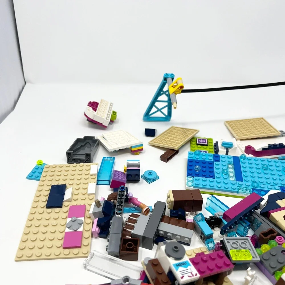 LEGO Friends Snow Resort Ski Lift INCOMPLETE Lot Parts Bulk Diverse Parts - Picture 3 of 10